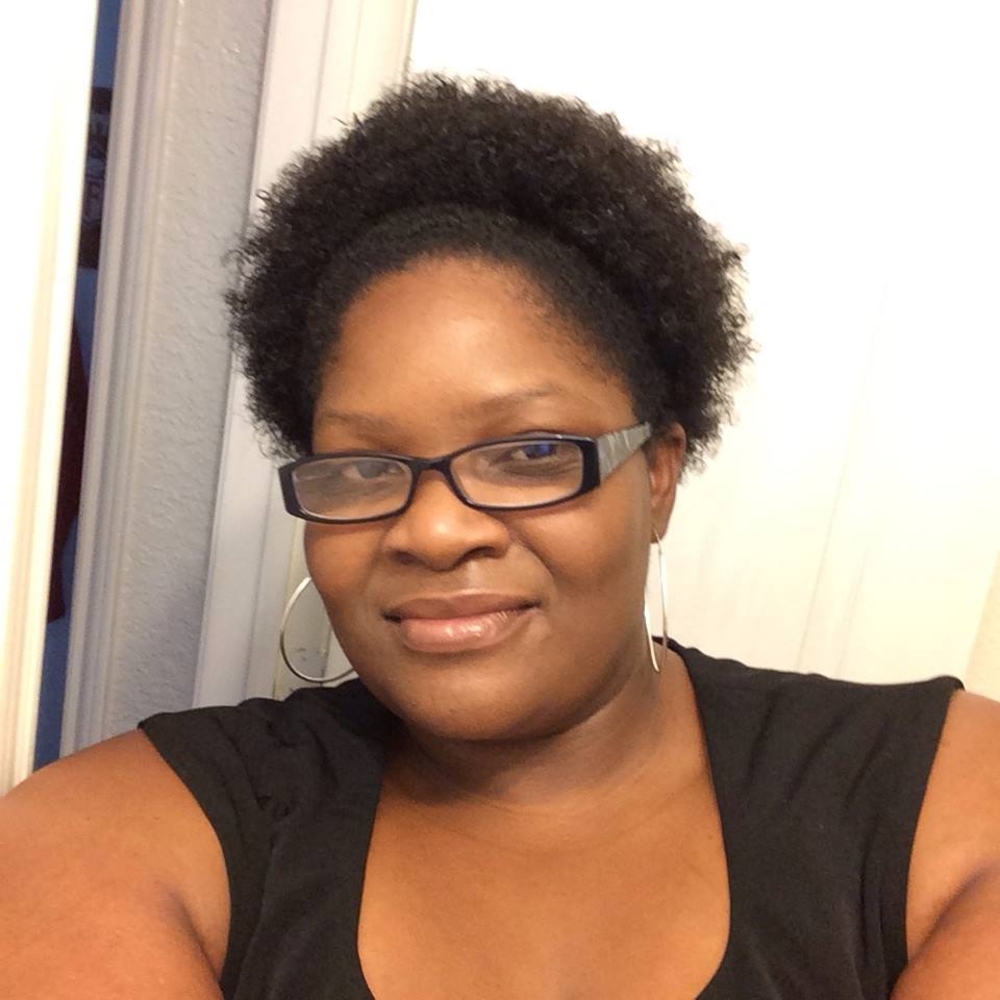 Meet your Posher, Dana